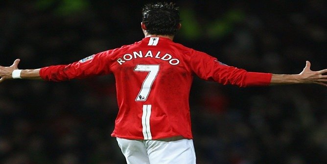 Real Madrid to offer Ronaldo back to Man United
