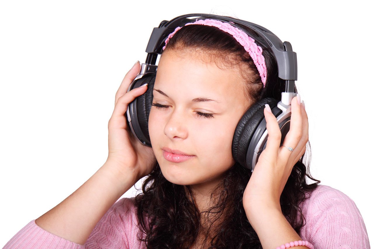 6 Amazing podcasts you definitely shouldn’t miss!