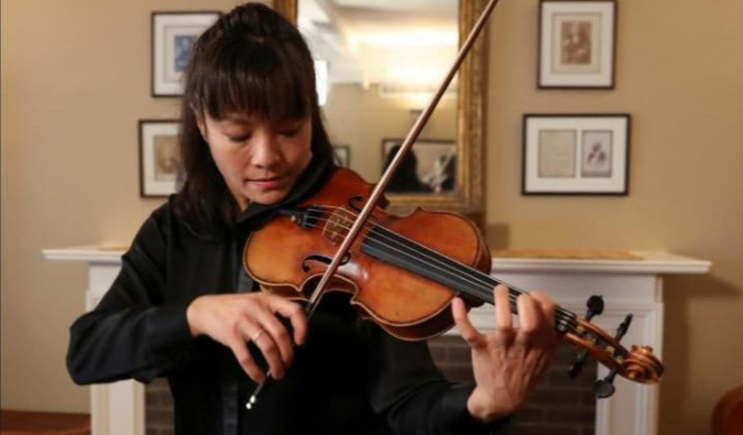 Stolen Stradivarius played again after 36 years
