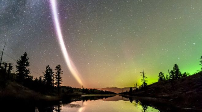 Photographers find new night sky lights