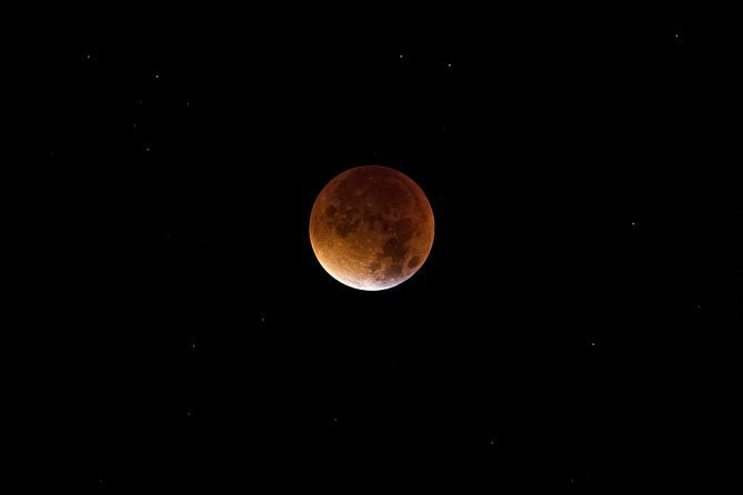 Longest “blood moon” takes place tonight