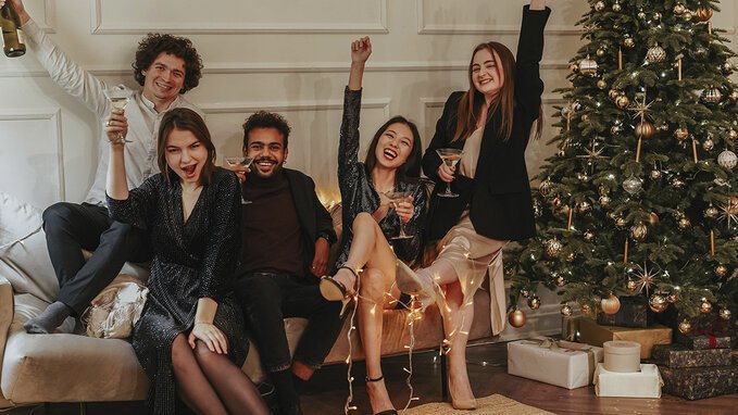 Top 10: Best Christmas Specials from Famous TV Shows