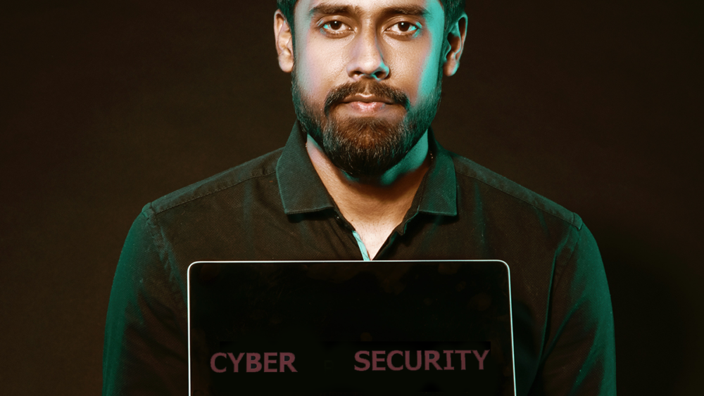 How To Tackle Online Bully or Cyber Abuse