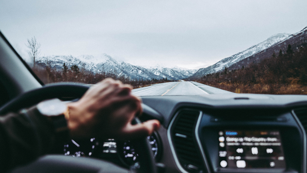 How to drive in icy conditions without fear