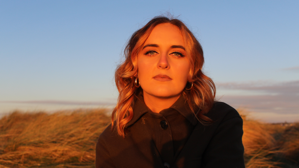 Feature: NÍV – “Home”