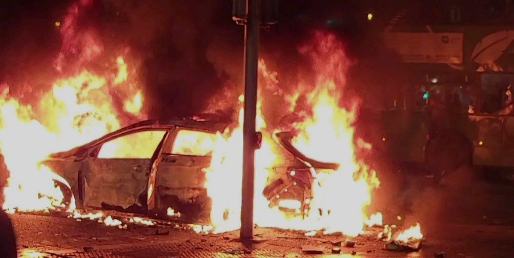 ugly scenes as Rioters Tear Through dublin City Centre