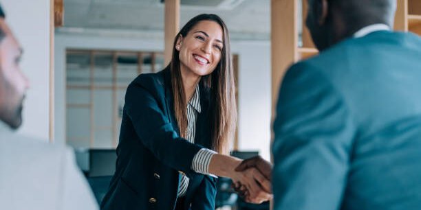 Job Market in ireland: 9 BEST tips to land your dream job