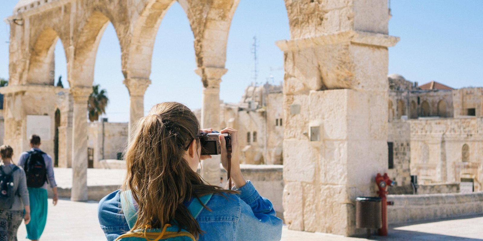 10 Benefits of Living Abroad: Why Moving Away Can Change Your Life