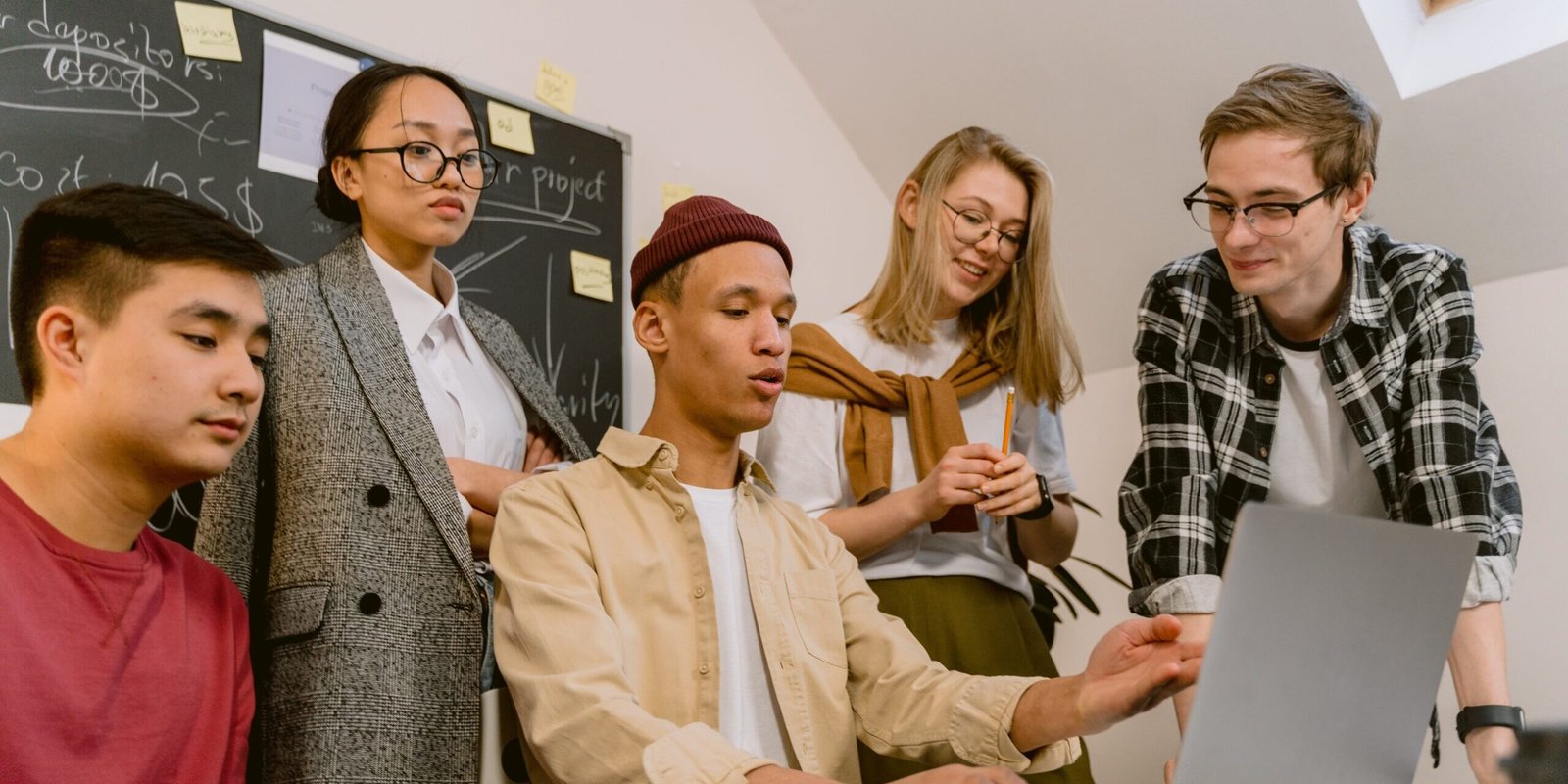 Internship Abroad: Is It Really Worth the Hype?