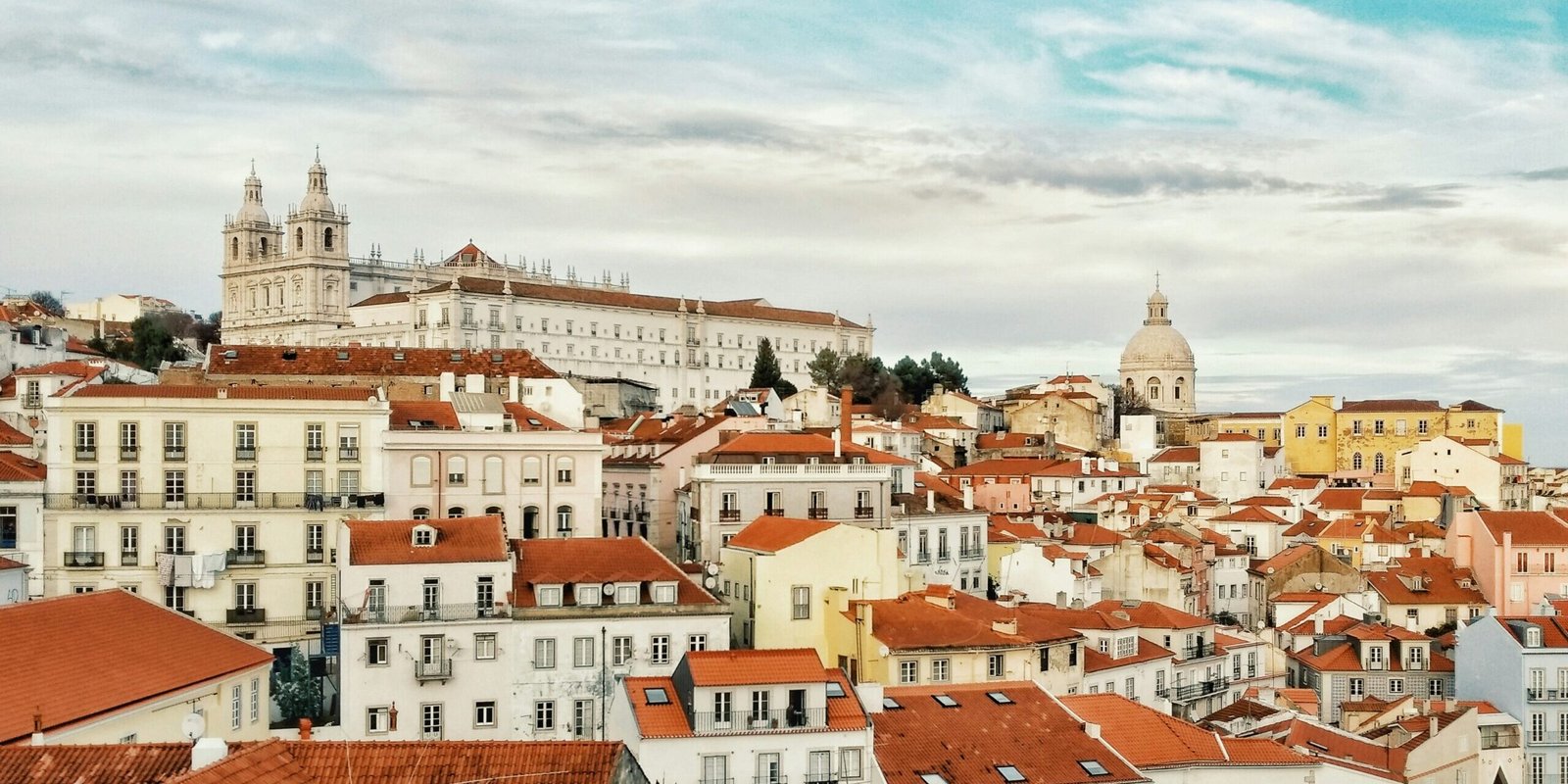 Portugal Temporary Housing: Short-Term Accommodation Guide