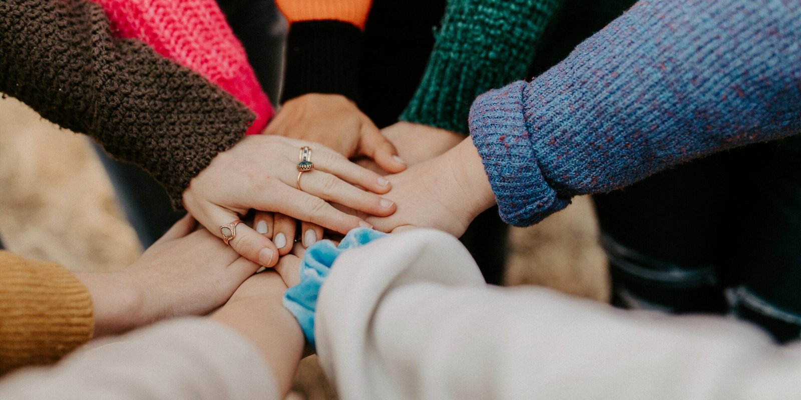 Volunteering in the UK: Opportunities & Organizations Guide