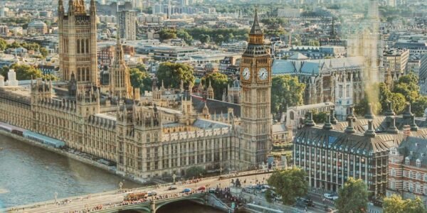 UK 16-17 Saver Railcard Now Lasts a Full Year