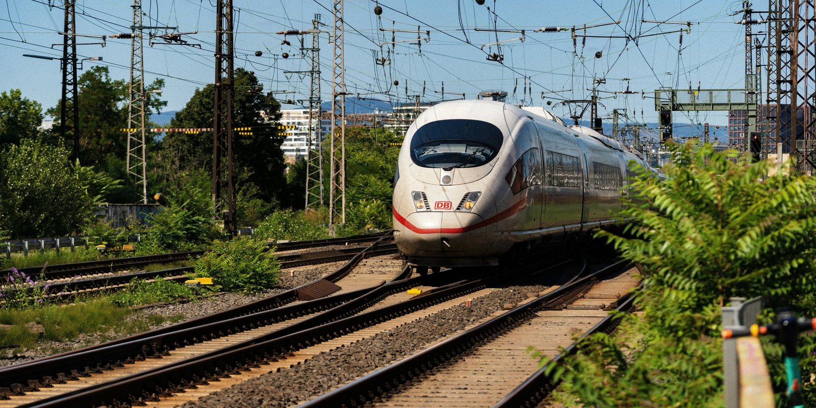DB family ticket returns: €99.99 return journeys from 1 November
