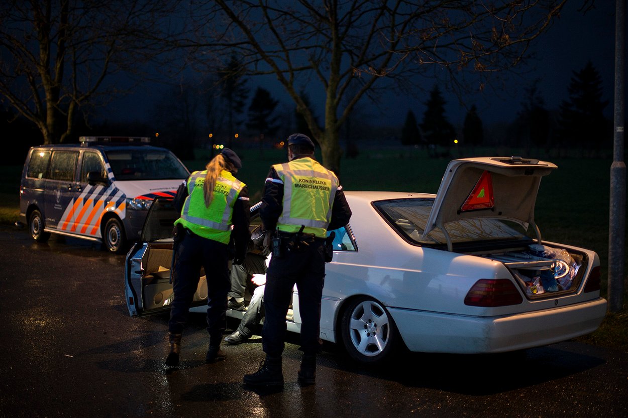 Netherlands border controls ended, but mobile checks continue