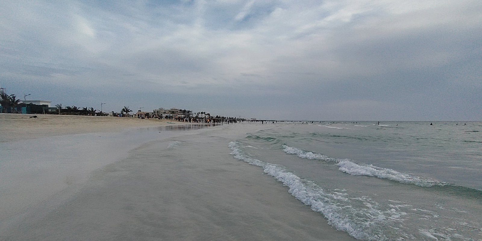 Umm Al Quwain beaches and Sharjah’s Al Hamriyah Beach temporarily closed